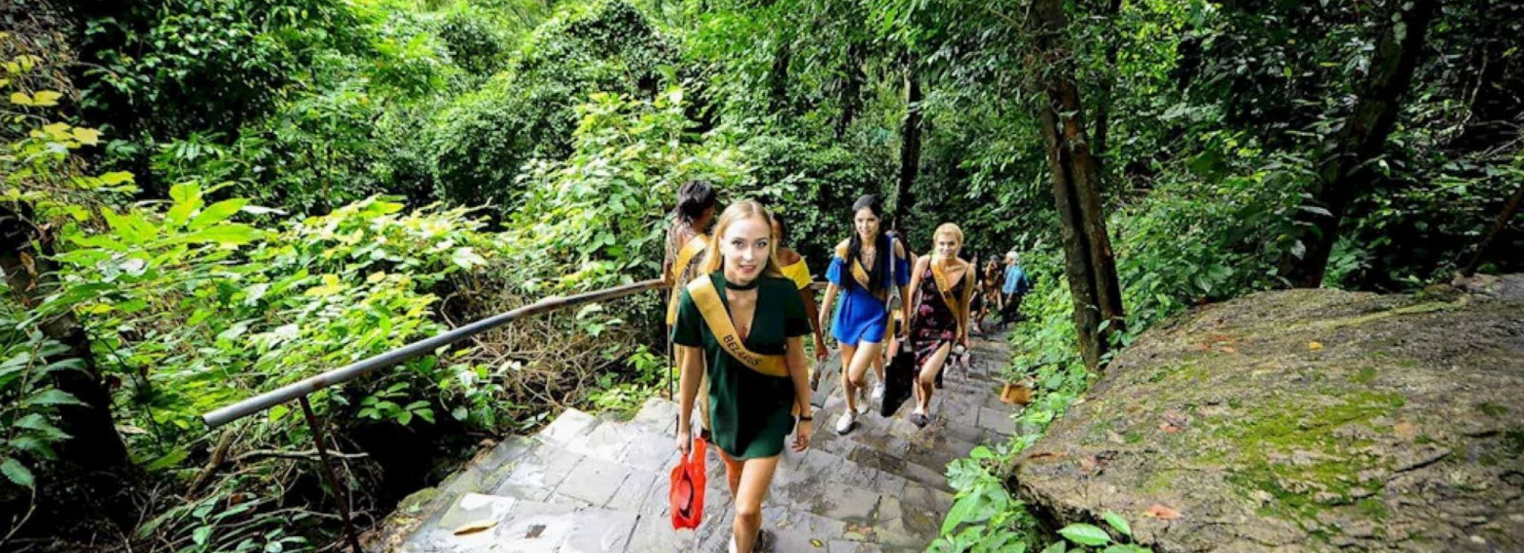 EXCURSION TO THIEN DUONG CAVE (PARADISE CAVE) – MOOC SPRING