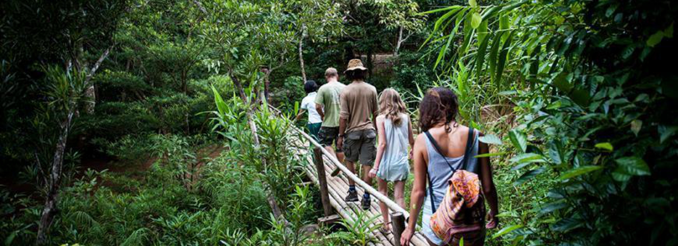 CHAY RIVER – DARK CAVE AND BOTANICAL GARDEN