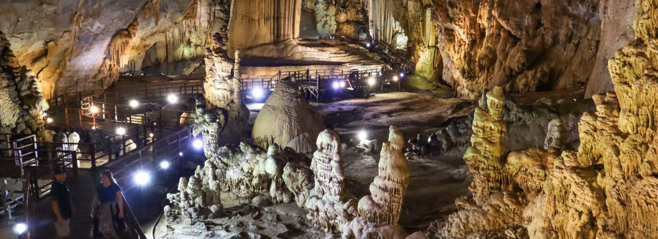 EXPLORACIÓN DE LA CUEVA THIEN DUONG (CUEVA DEL PARAÍSO)