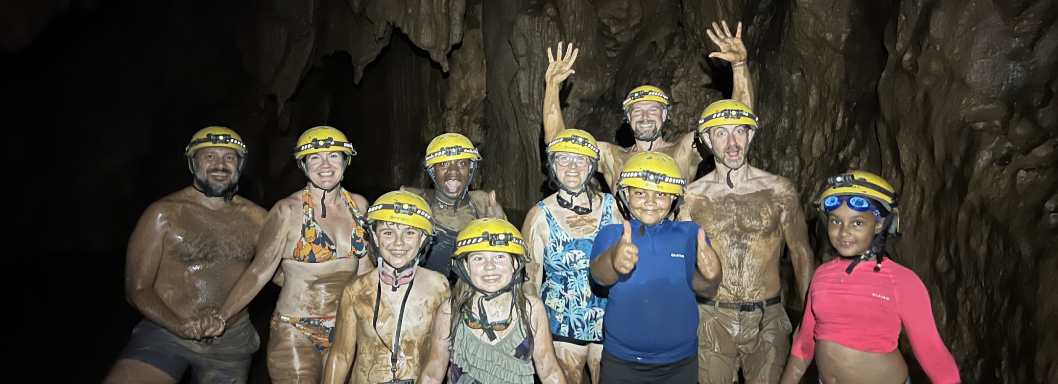 EXCURSIÓN AL PUEBLO DE TRAM ME Y AL RÍO CHAY – CUEVA OSCURA