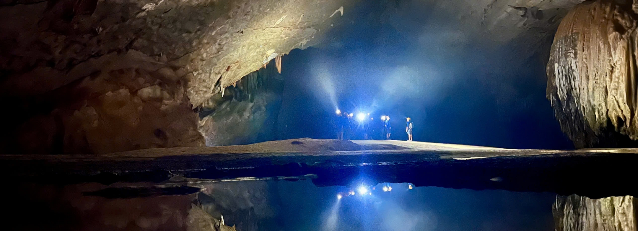 TOUR DE EXPLORACIÓN DE LA CUEVA DEL PARAÍSO 7.000 M