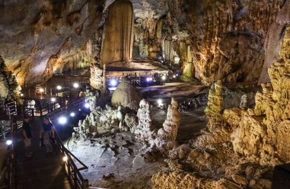 BIKING TOUR KHÁM PHÁ LÀNG TRẰM MÉ VÀ ĐỘNG THIÊN ĐƯỜNG